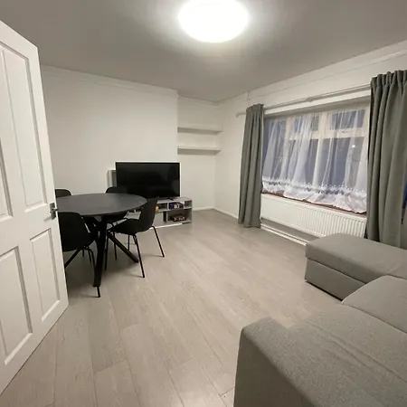 Apartment Cosy Ground Floor Flat Next To The Tube *