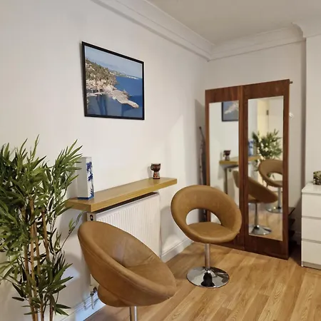 Charming 2 Bedrooms Flat For 6 In King's Cross * Londres