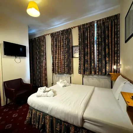 Inn Bridge Park London