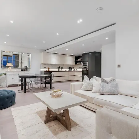 Luxury 2-bed Next To Hyde Park * London