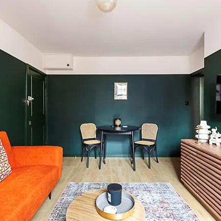 Shoreditch Cosy Sleeps 6 * London