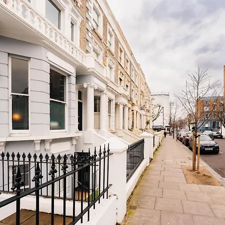 2 Bed Portobello Rd - Moments From Tube!