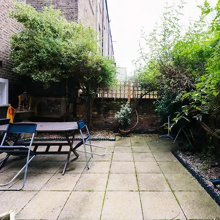 2 Bed Portobello Rd - Moments From Tube! Feriehus *
