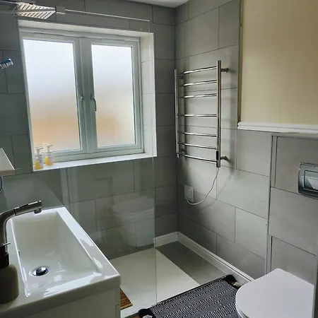Clifton House O2 & Excel With Private Bathroom And Breakfast Option Londres