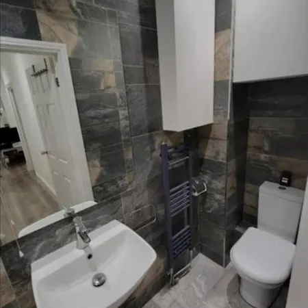 Modern Flat Next To Westfield Apartment London