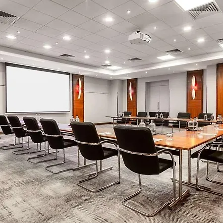 Radisson Red Heathrow Hotel Londra