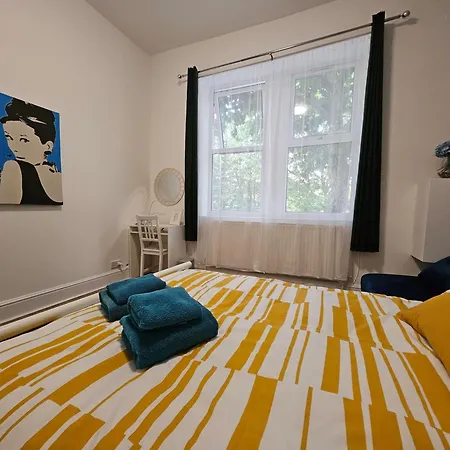 Modern Spacious 10 Minutes From Big Ben * Londra