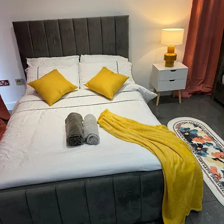 Privatunterkunft Cosy Luxurious In The Heart Of London
