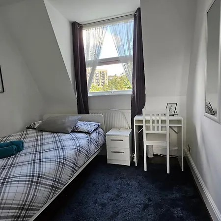 Affittacamere Modern Spacious 10 Minutes From Big Ben Londra