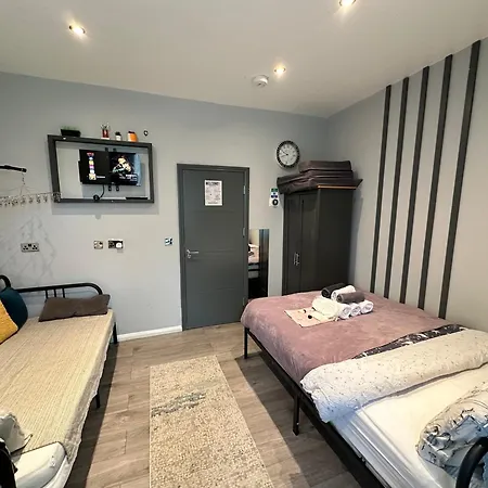 Elegance Suits 20 Minutes To Bed & Breakfast *