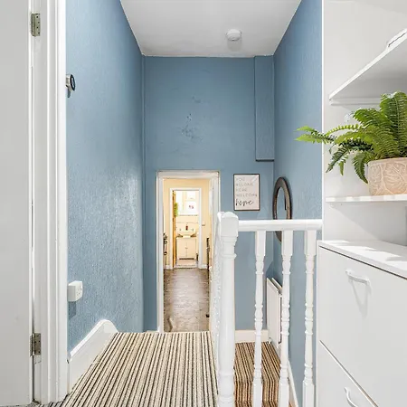 شقة Spacious One Bedroom Private Flat In Brixton +wifi *