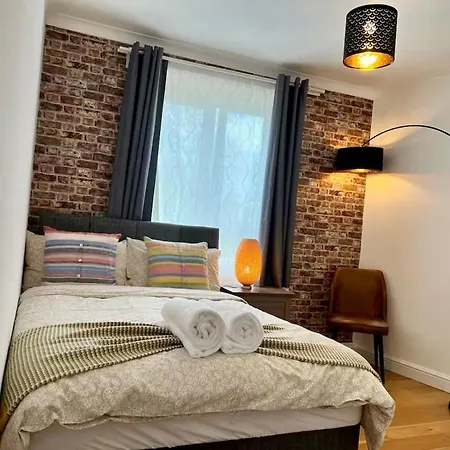 Apartment 2 Bedroom Flat Bermondsey Tower Bridge *