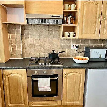 Apartment 2 Bedroom Flat Bermondsey Tower Bridge *