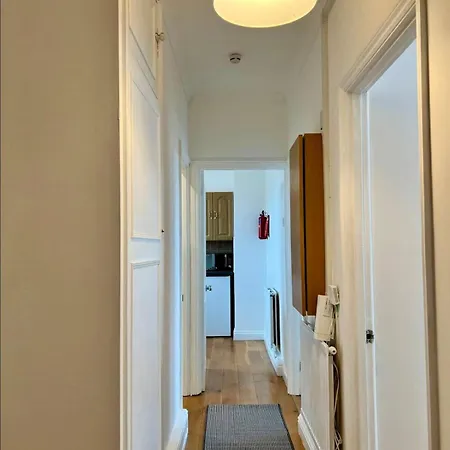 2 Bedroom Flat Bermondsey Tower Bridge * London