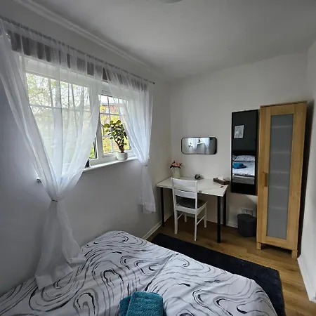 Modern Spacious 10 Minutes From Eye *