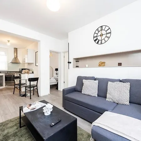 Apartment Classy 2 Bedroom Near Old Street Station London