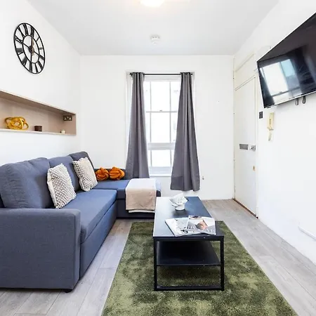 Classy 2 Bedroom Near Old Street Station London