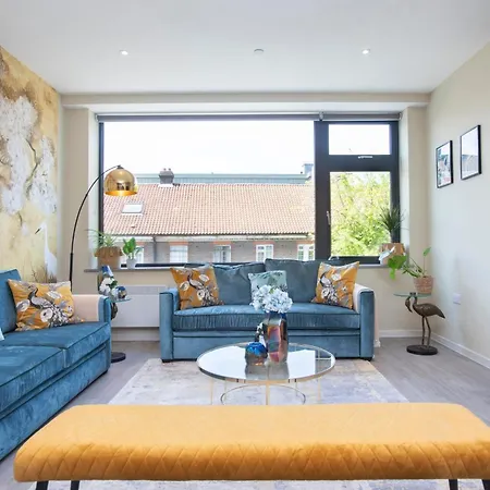 Palm Tree House Farnborough (Kent)