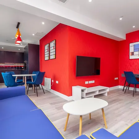 Palm Tree House Apartment Farnborough (Kent)