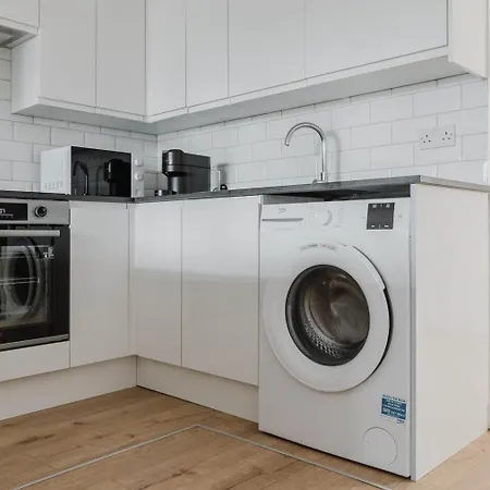 Blueground Notting Hill Washer Furnished Lon-586 *