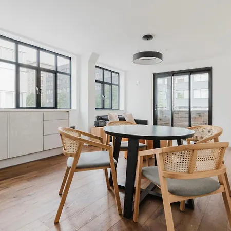 Blueground Whitechapel Balcony Nr Shops Bars Lon-569 Apartment *
