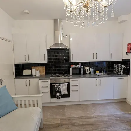 Apartment - Great Location London