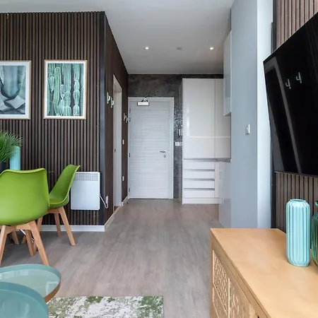 Palm Tree House * Farnborough (Kent)