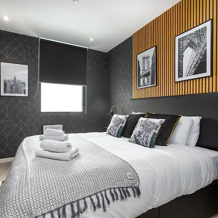 Palm Tree House Apartment Farnborough (Kent)
