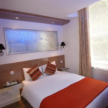Abbey Court - Hyde Park 3*