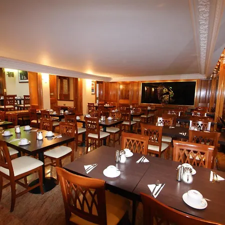 Abbey Court - Hyde Park Hotel