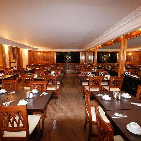 Abbey Court - Hyde Park Hotel
