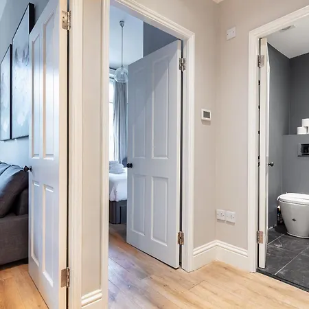 Stylish 1bed In Kensington *