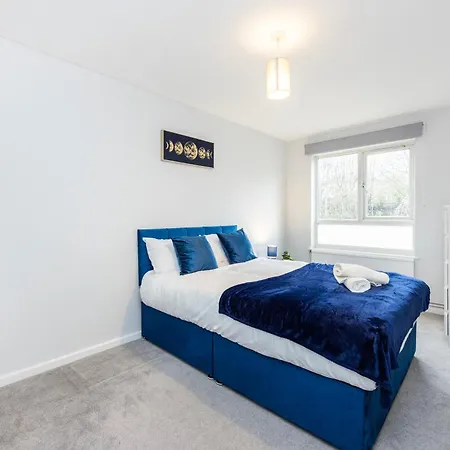 Luxury 4 Bed House Battersea London