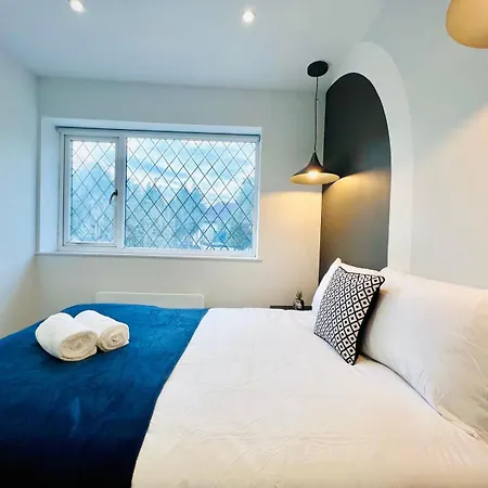 London Greenford House Beautiful Ensuite Close To Heathrow