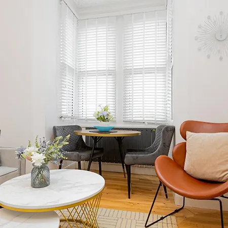 Apartment 2br Flat W Garden In Wandsworth, 7min Tube *