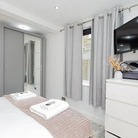 Apartment 2br Flat W Garden In Wandsworth, 7min Tube *