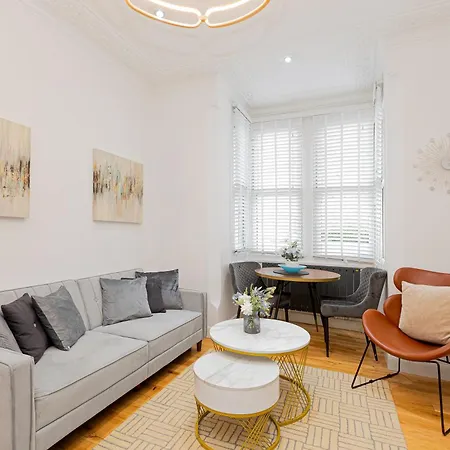 Apartment 2br Flat W Garden In Wandsworth, 7min Tube