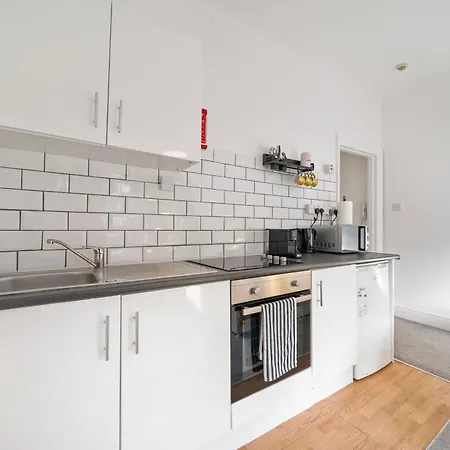 Glenmore Apartment
