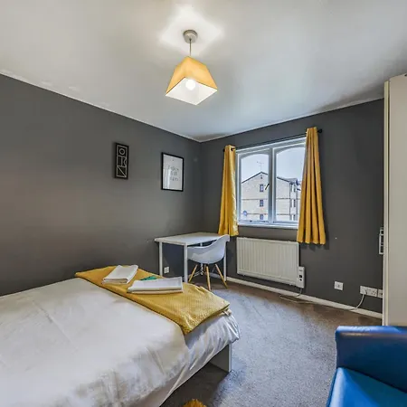Cosy 2 Bdr Flat With Free Parking Near Tower Bridge Apartment