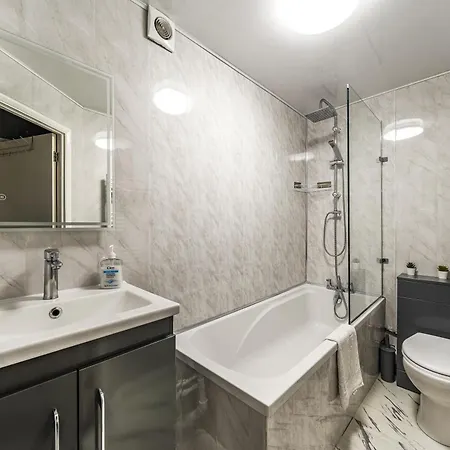 Apartment Cosy 2 Bdr Flat With Free Parking Near Tower Bridge