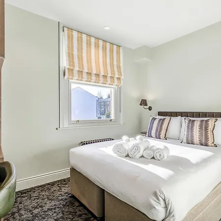 Clapham Guest house