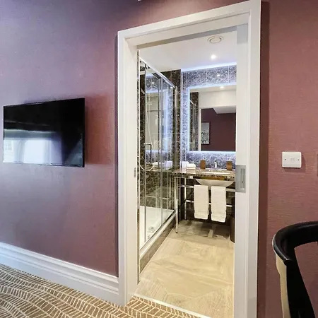 St. Ermin's Hotel, Autograph Collection 4* Londýn
