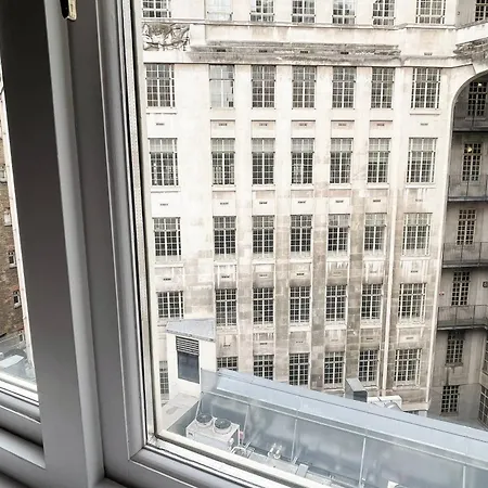 St. Ermin's Hotel, Autograph Collection 4*