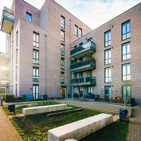 Apartment Peaceful In East End London