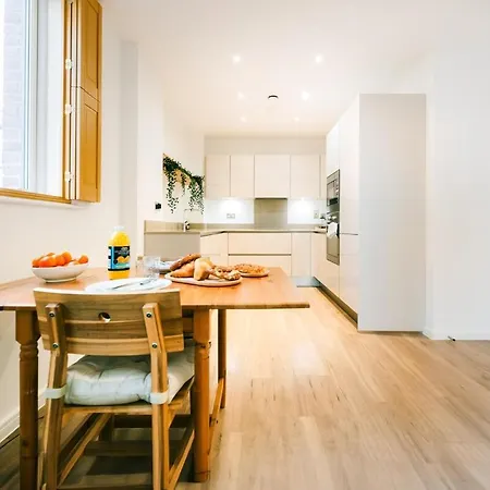 Peaceful In East End Apartment *
