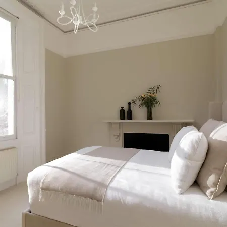 Sophisticated Notting Hill 2bed Apartment London