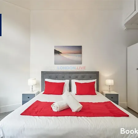 Last-minute Reserve L Sleeps Up To 4 Guests L One-bedroom With King Bed And High Ceilings Near Camden By Live Short Lets & Serviced Apartment London
