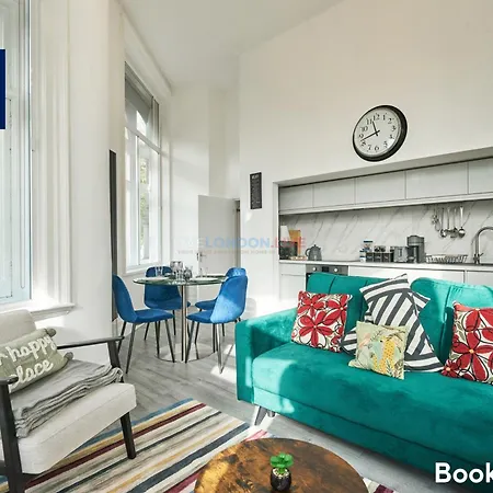Last-minute Reserve L Sleeps Up To 4 Guests L One-bedroom With King Bed And High Ceilings Near Camden By Live Short Lets & Serviced Apartment *