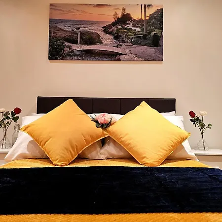 Apartment Elegant Spacious In