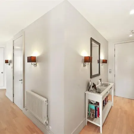 Covent Garden Modern Classic Sleeps 5 * London